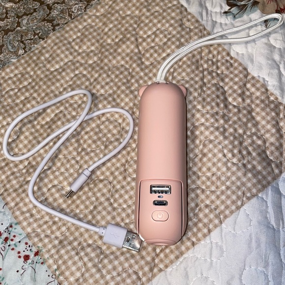 NWT Multifunction Foldable Mini Fan, Flashlight & Power Bank w/ USB Charging - Picture 3 of 7